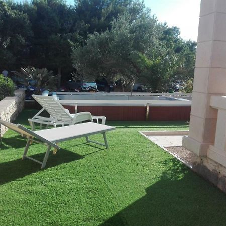 Guesthouse Villa Jurisic Novalja Eksteriør bilde