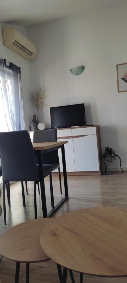 Guesthouse Villa Jurisic Novalja Eksteriør bilde