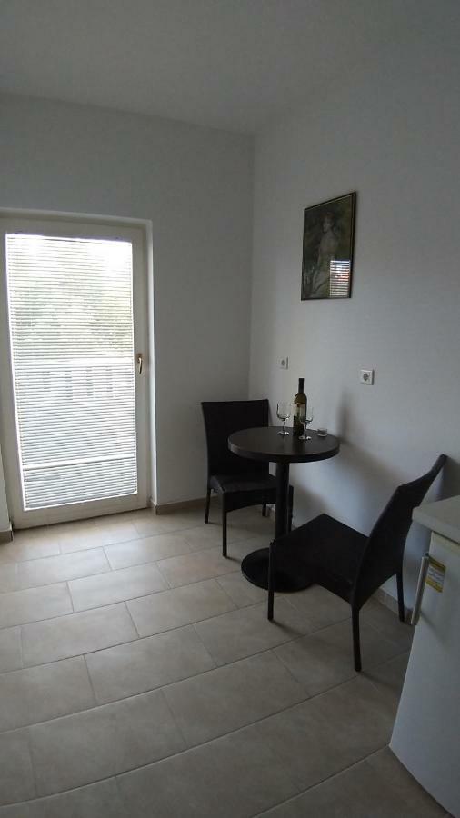 Guesthouse Villa Jurisic Novalja Eksteriør bilde